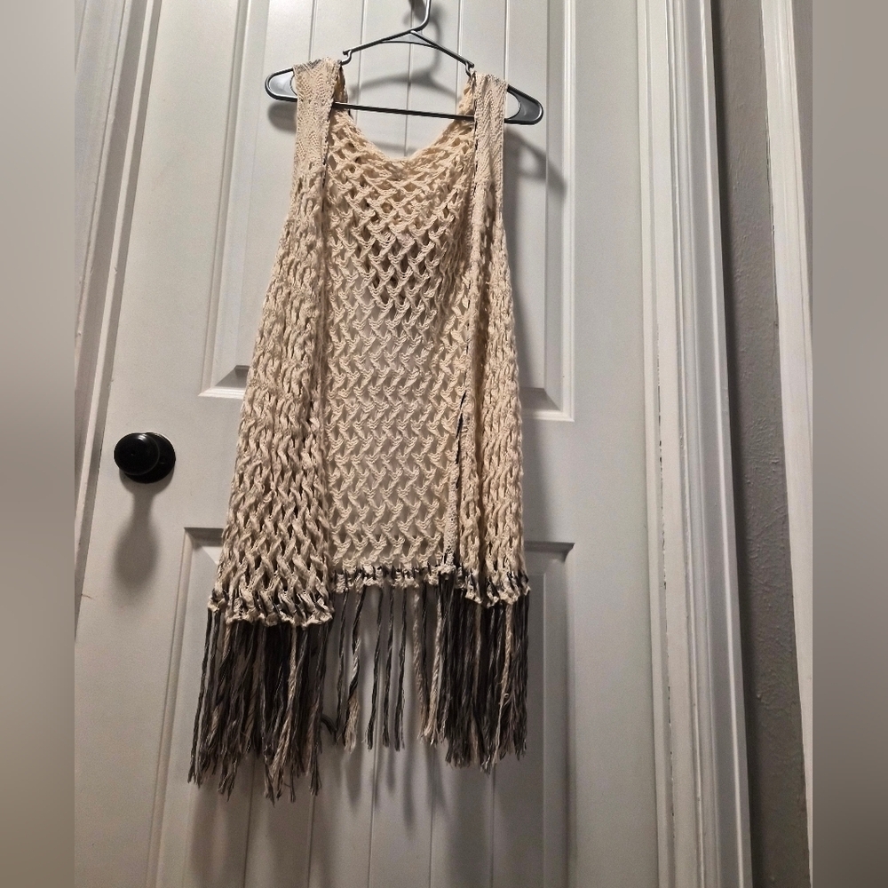 Gimmicks By BKE - Cream Fringe Knit Cardigan